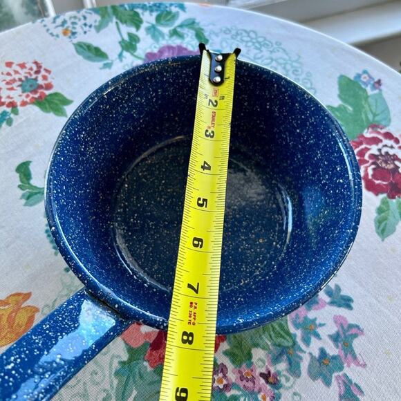 Vintage Blue Splatterware Enamel Ladle – Speckled Sauce Pan with Handle - Picture 8 of 12